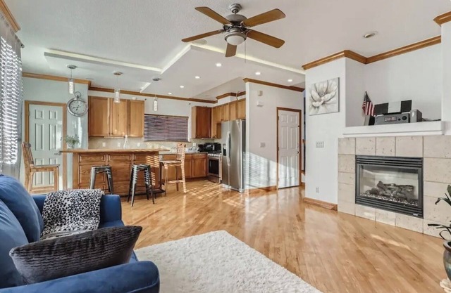 Sweet Home Near Denver International Airport 2022-BFN-0022402