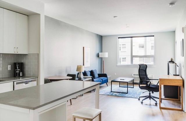 Sweet Newcastle 1BR w/Gym, Pool, Pet Area & W/D, by Blueground