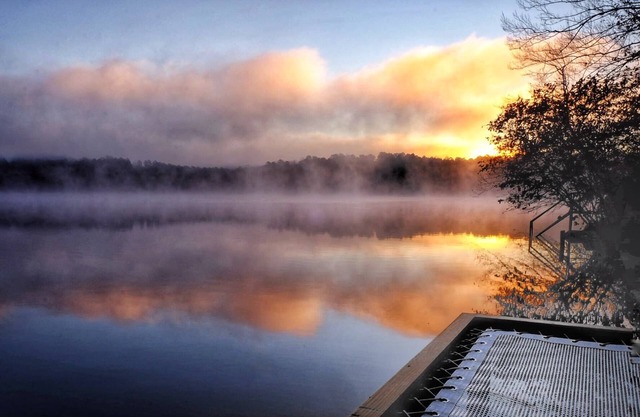 Sweet Summertime on the Lake: Modern Home near Hyco