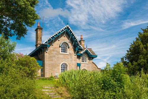 Swiss CottageChatsworth Estate