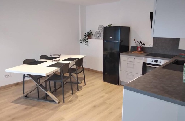 T2 refait à neuf au coeur de Cluses