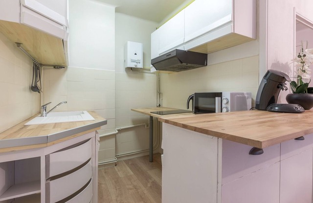 T2 sleeps 4 near La Timone and Conception hospitals