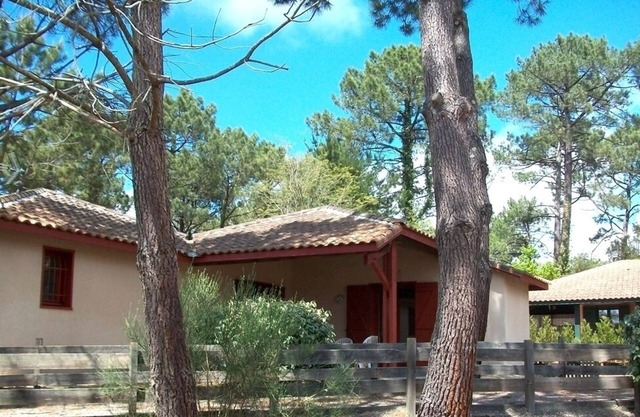 T2 villa in Moliets near beach and golf with residential pool