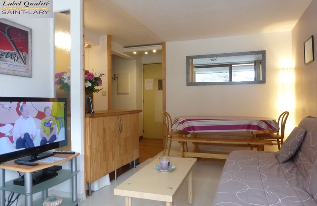 T3 apartment in St Lary with all mod cons