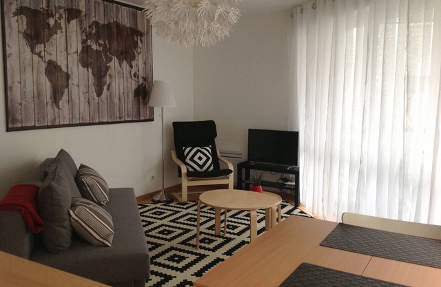 T3 bright apartment close to beach and city walls. 4/6, Wifi