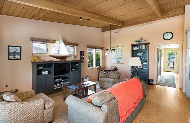 T419 Gorgeous 2 Bedroom, Ocean View, No cleaning fees