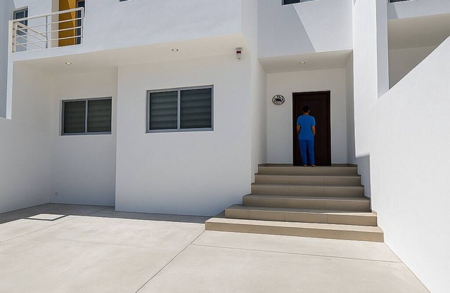 Tacho's House 3-bedroom house in delightful La Paz with AC, WiFi