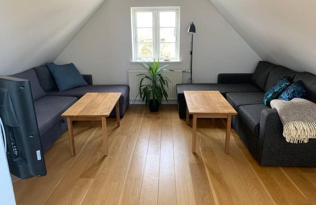 Tag lejlighed i hyggelig landsby på Stevns