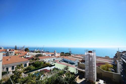 Tagus Sunrise in Lisbon by Innkeeper