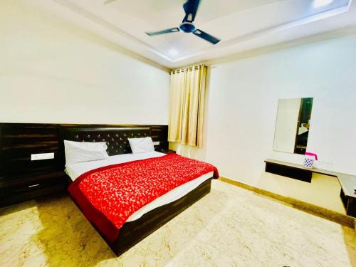 Taj East way family homestay