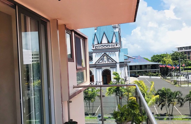 Tauese Seaview Hotel