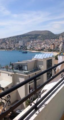 Taulant apartment