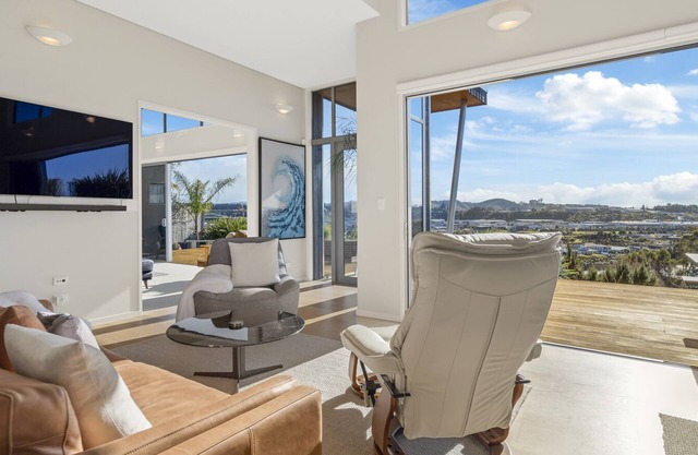 Tauriko Retreat - Tauranga Holiday Home