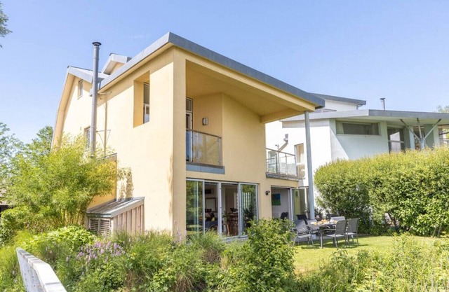 Tawny House - CW6 - Lakeside Spa Property