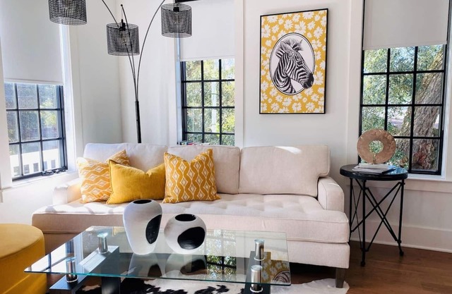 Ten minutes to Beach & Town: Contemporary Living in Historic Old Village