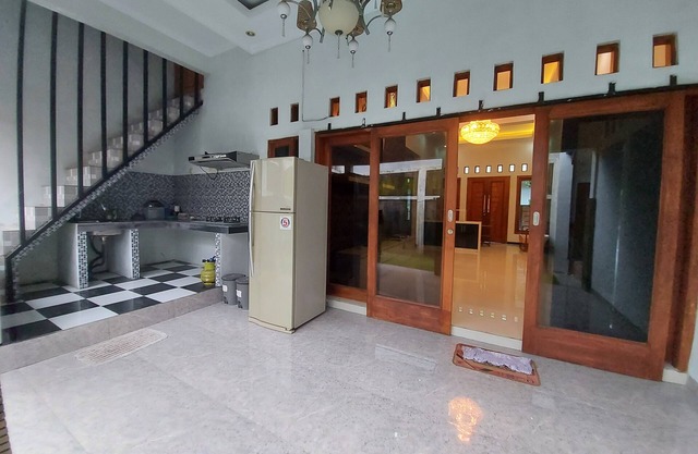 Tentrem Homestay by FH Stay