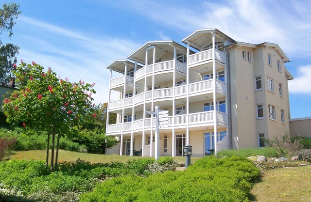 Terrace, free use of the AHOI adventure pool and sauna - Sea view apartment 10