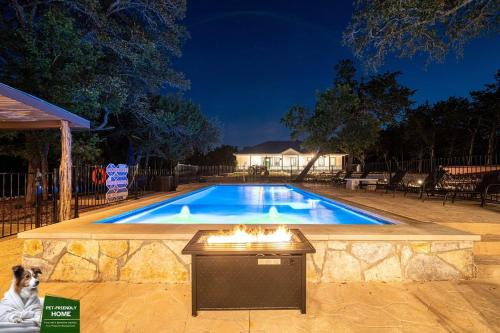 Terracotta Bliss Wimberley Retreat For 28 Guests