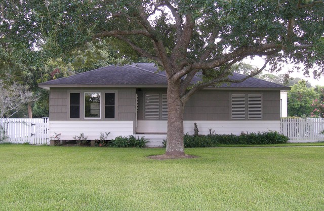 Texas City Home - Work or Play Near Galveston Bay