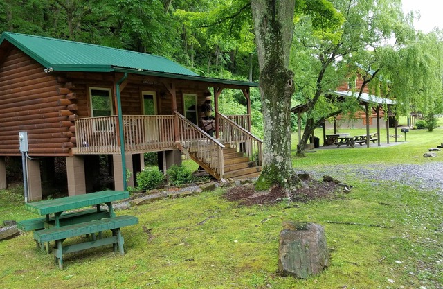 The Anglers' Roost at Walker Creek Retreat