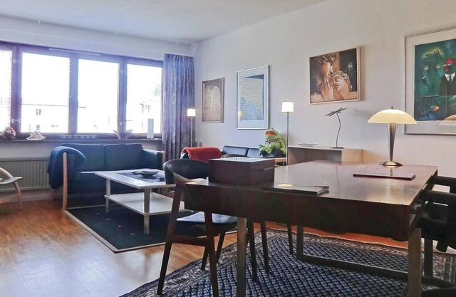 The apartment is located in small Pauliström.