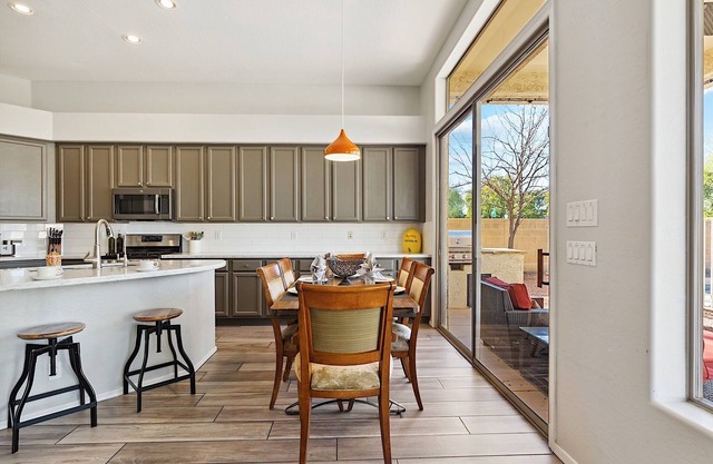 The Aquarius - Ocotillo 5 Bedroom w/Diving Pool