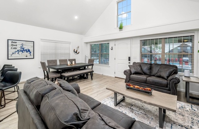 The Baxter Boat House 4 Bedroom Home