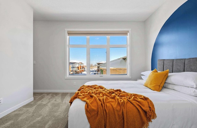 The Belmont 3BD Luxury Home FREE IndoorParking