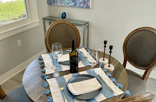 The Brix Luxury Apt, 1 blk to Downtown Healdsburg