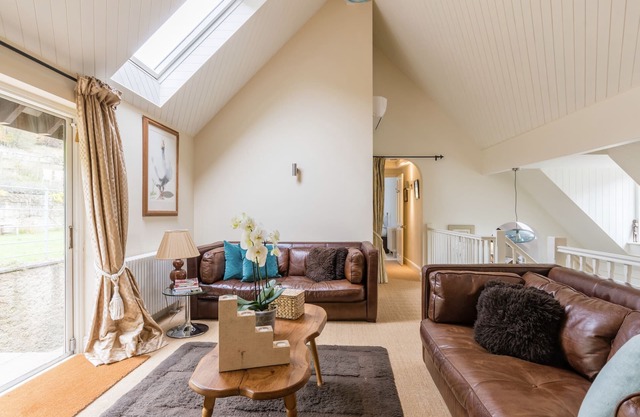 The Chairman's Retreat, Slad, The Cotswolds, Gloucestershire. Space to relax.