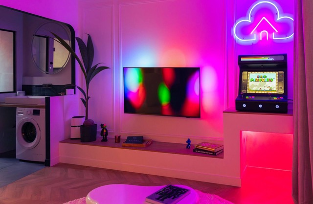 The Cloud - Troyes City Center - Luxury Spa & Gaming Suite