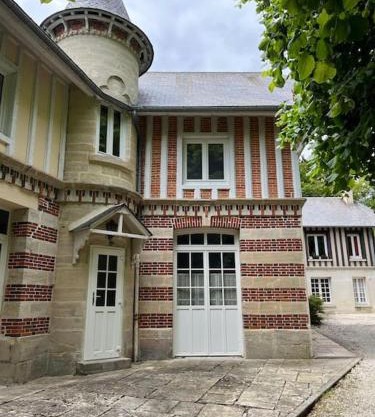 The Coach House