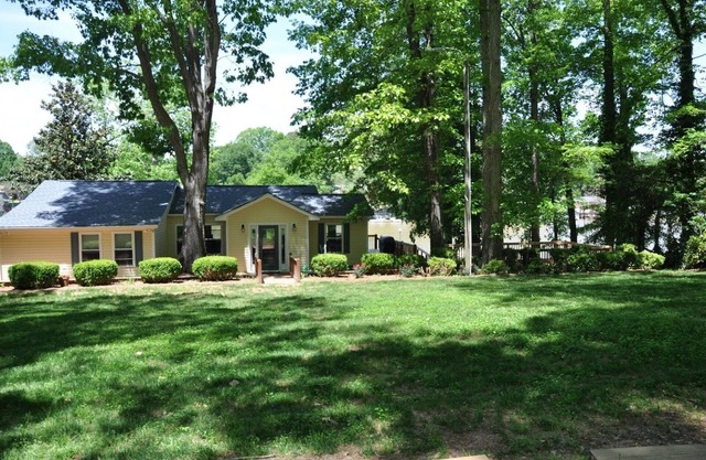 The Cottage on the shores of Lake Wylie