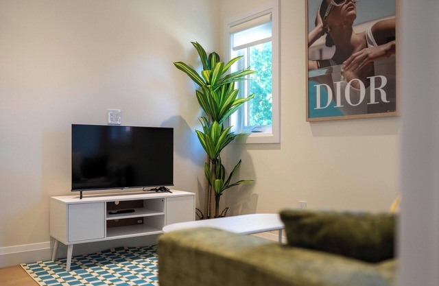 The Dior GuestHouse - 1BR - New Built - Wifi