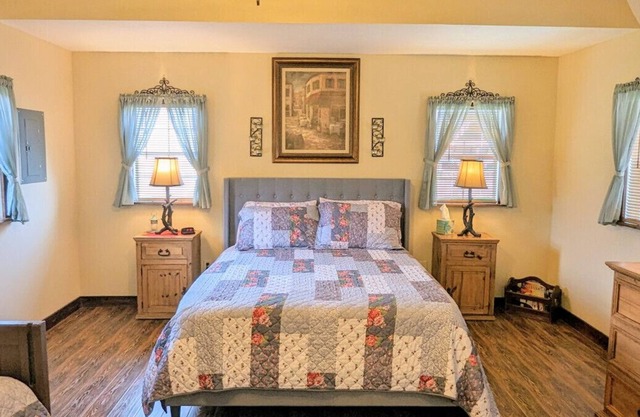 The Doll House Cabin