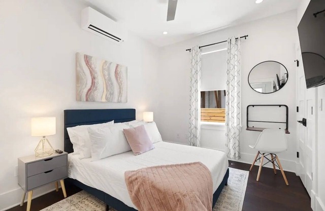 The Edisto Suite at 697 King