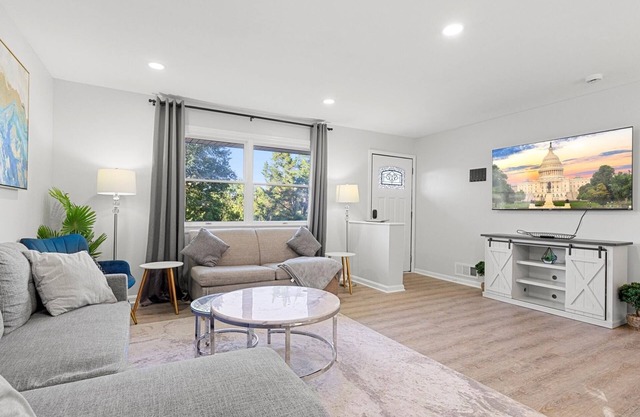 The Emerald Grand Old Town Views