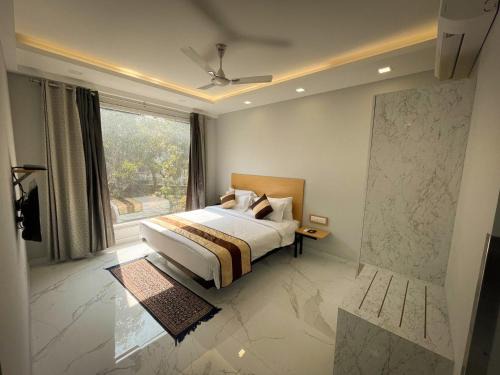 The Empire Villa,Cyber City, Gurgaon
