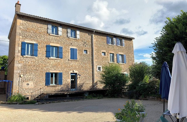the garden level retreat at La Roche Bleue
