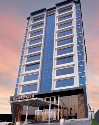 The Gate Hotel and Apartments