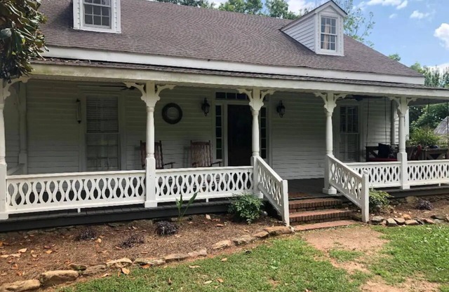 The Georgia Farmhouse