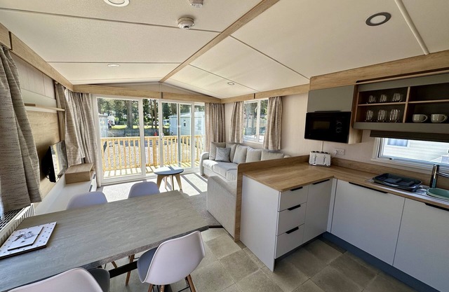 The Ghillie's Van - Beautiful, luxury static caravan