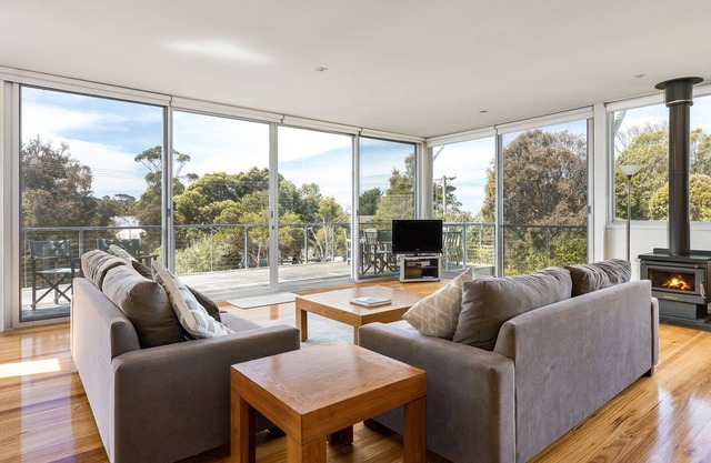 The Glass House close to Flinders beach