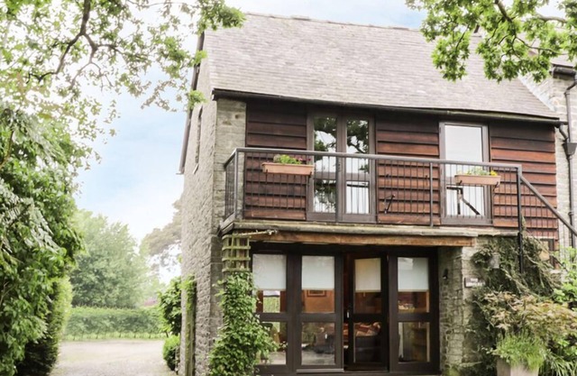 THE GRANARY, family friendly, luxury holiday cottage in Bucknell