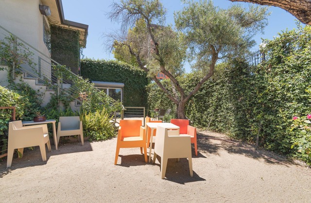 The Greens Hotel - Del Paso Blvd