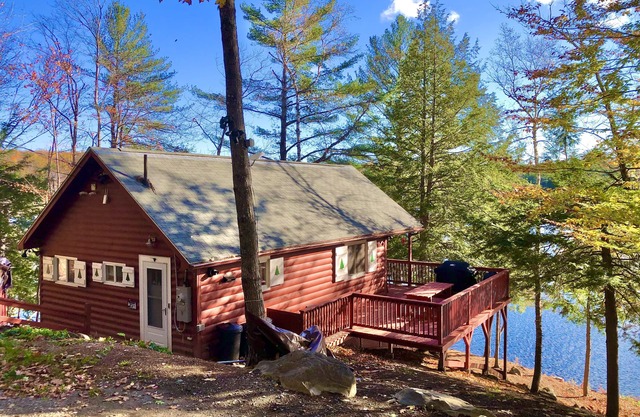 The Guest Lodge at Santa Claus Lake