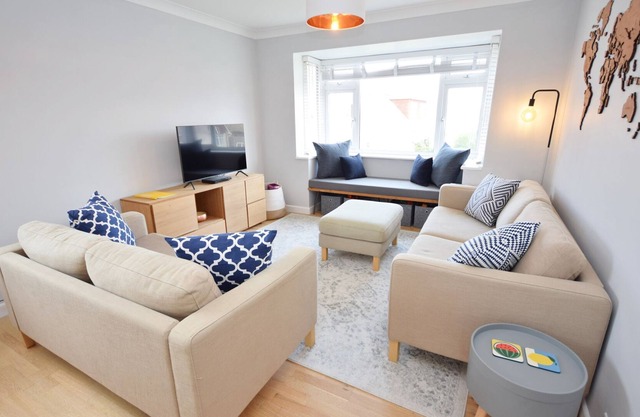 The Gulls - Wittering - a flat that sleeps 4 guests in 2 bedrooms