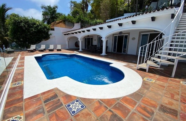 The Hacienda + Apartment at Del Mar PV