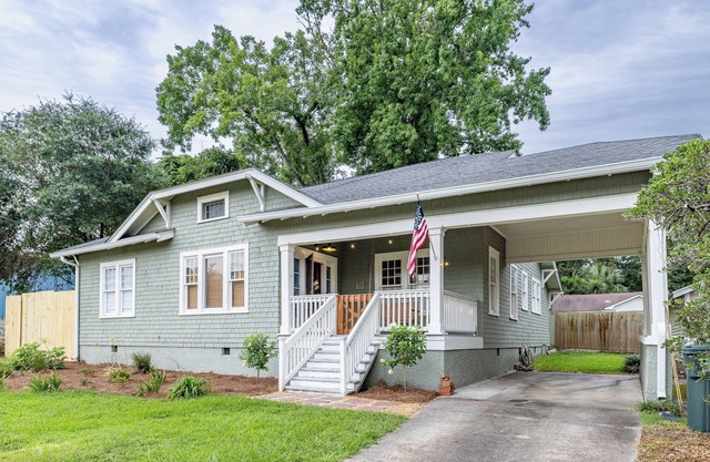 The Hansell House, your Downtown Thomasville Destination! Family + Pet Friendly!