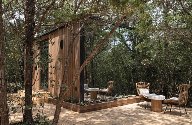 The Hideaway ÖÖD Mirror House (Austin)